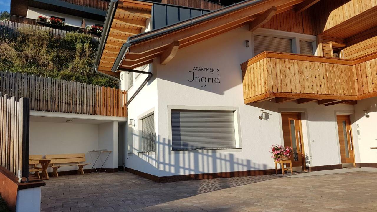 לה ואלה Apartments Ingrid מראה חיצוני תמונה